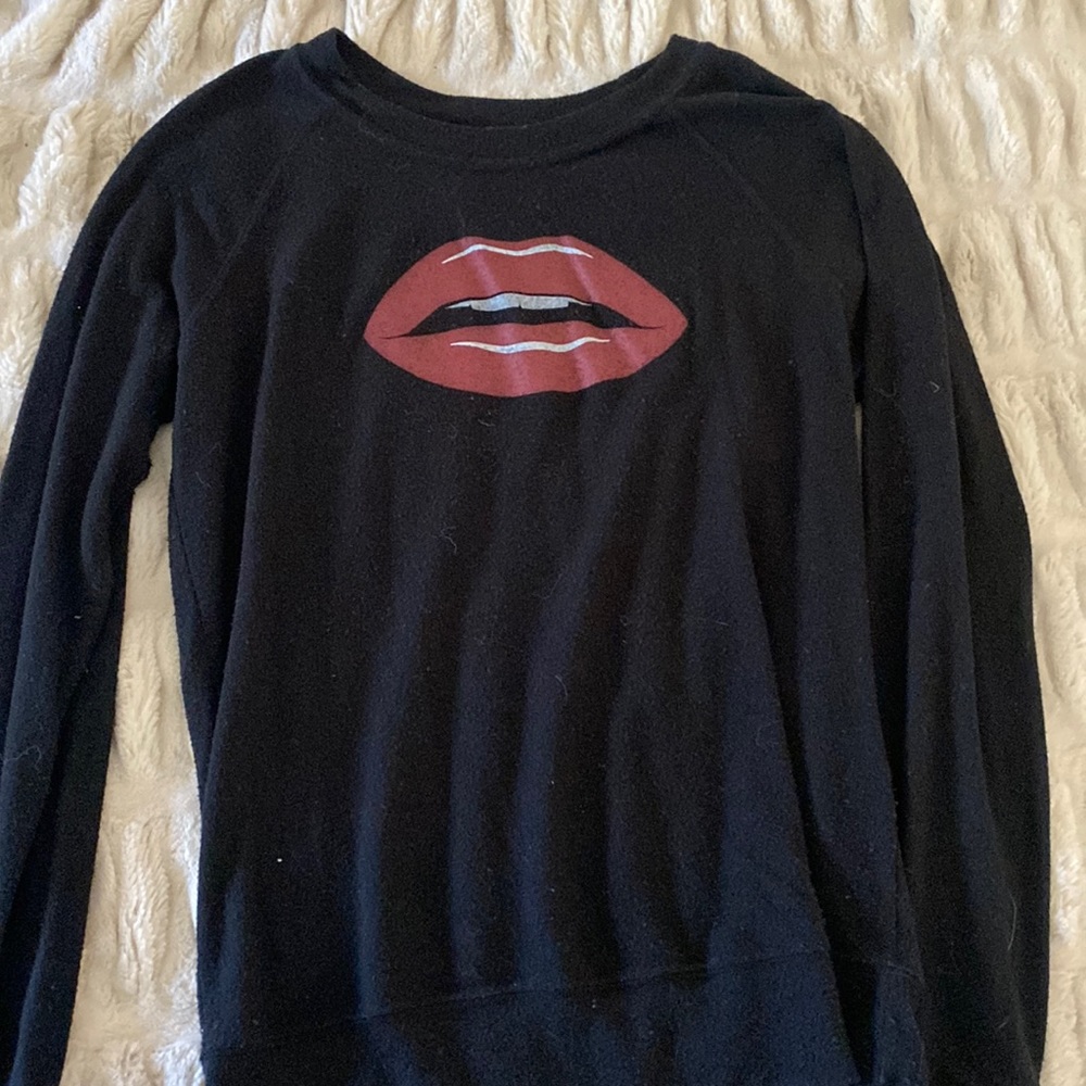 Knit Riot. Black soft light weight sweatshirt. Size M